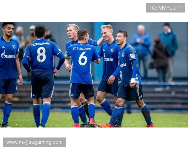 奥格斯堡1-0海登海姆保级关键战，克劳德·毛里斯一剑封喉